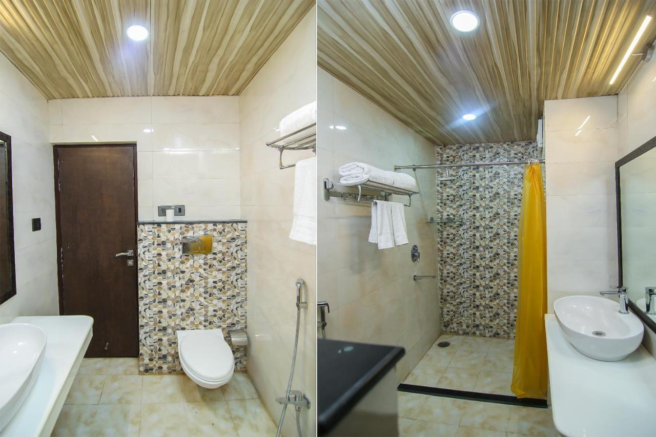 Moments Hotel Lucknow Exterior photo